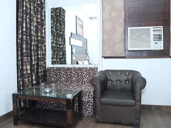 Dreamz Suites New Delhi Buitenkant foto