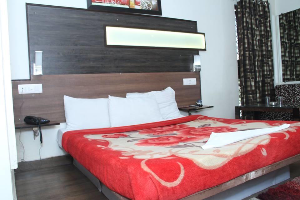 Dreamz Suites New Delhi Buitenkant foto