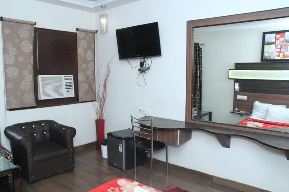 Dreamz Suites New Delhi Buitenkant foto
